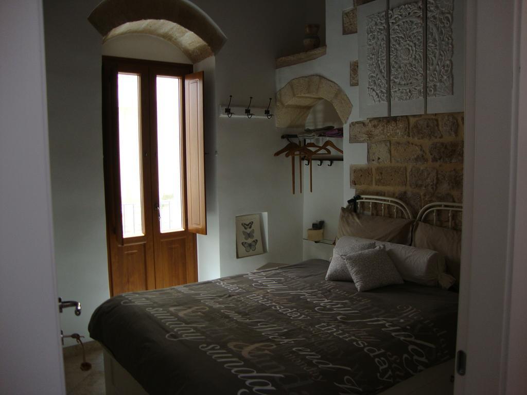Le Nicchie Hotel Bari Bagian luar foto